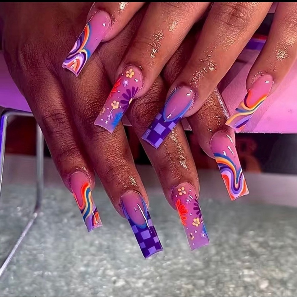 24pcs Glossy Purple Fake Nails w/ Cute Flower Checkerboard & Rainbow Swirl New
